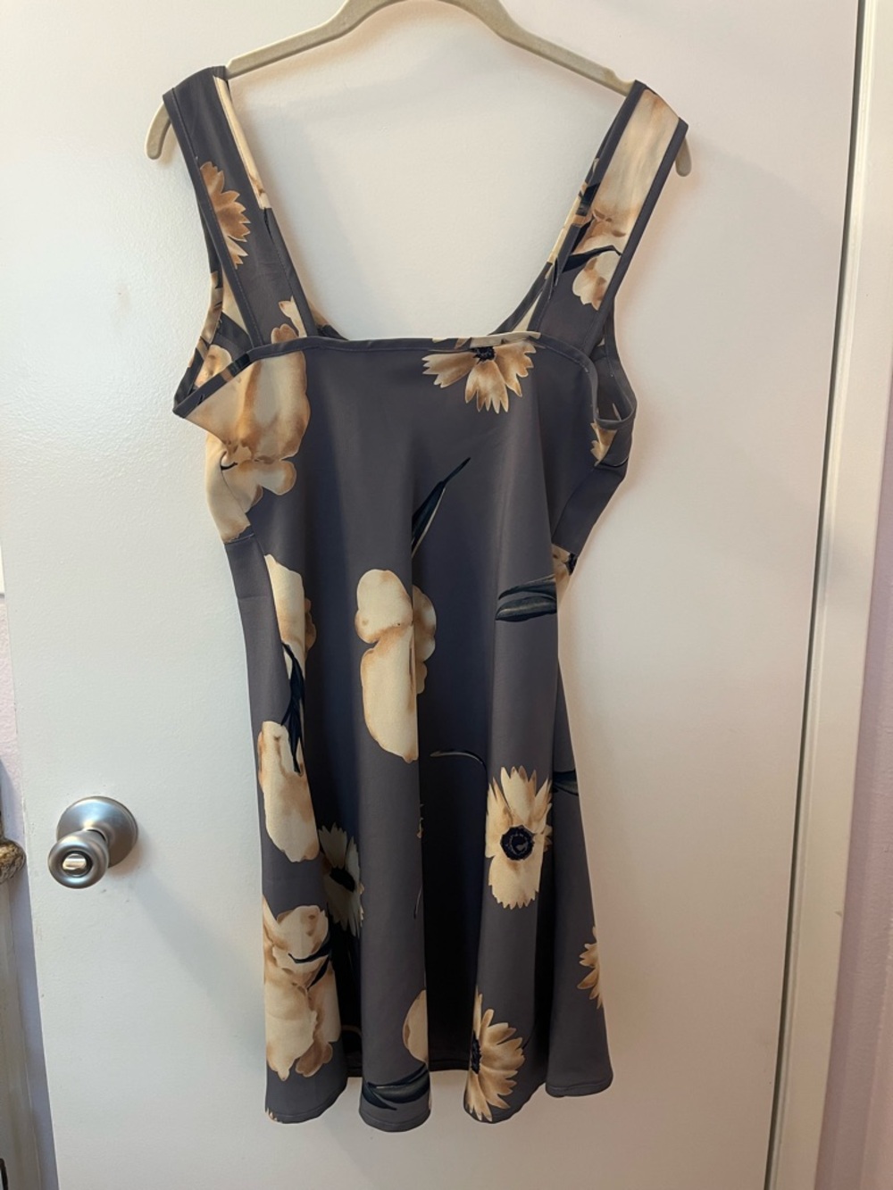 Meghan LA Charcoal Floral Slip Dress with Cream Blooms Vintage 90s-PTP 18/L 34 - Picture 4 of 4